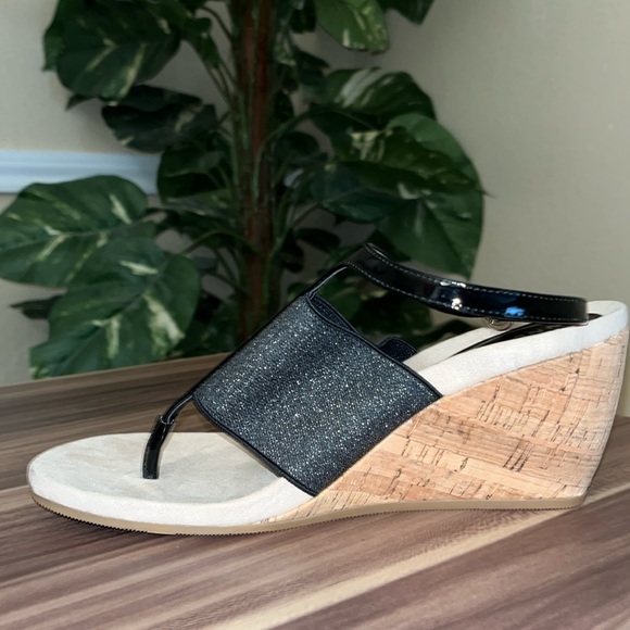 Anne Klein Ivana wedge sandal with cork bottom - Picture 11 of 16